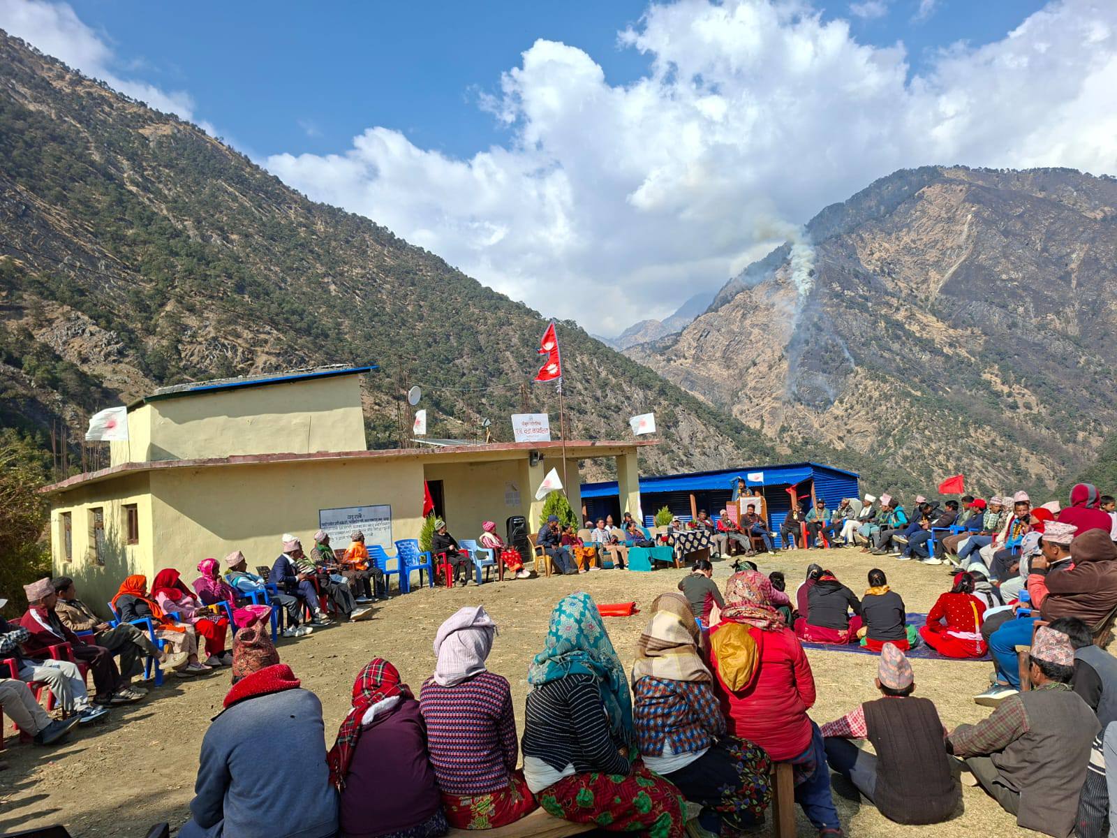 गौमुल  गाउँपालिका-२ मा एमोलको चुनावी भेला सम्पन्न