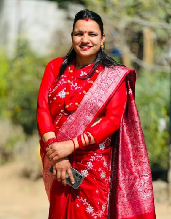 जन्मदिनको खुशी बाँड्दै मानवता : अम्बिका भट्टद्वारा टुहुरा बालबालिका र एकल आमालाई आर्थिक सहयोग