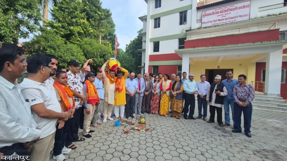 बडीमालिकाका लागि निस्कियो सुदूरपश्चिम प्रदेशको सरकारी पूजा टोली