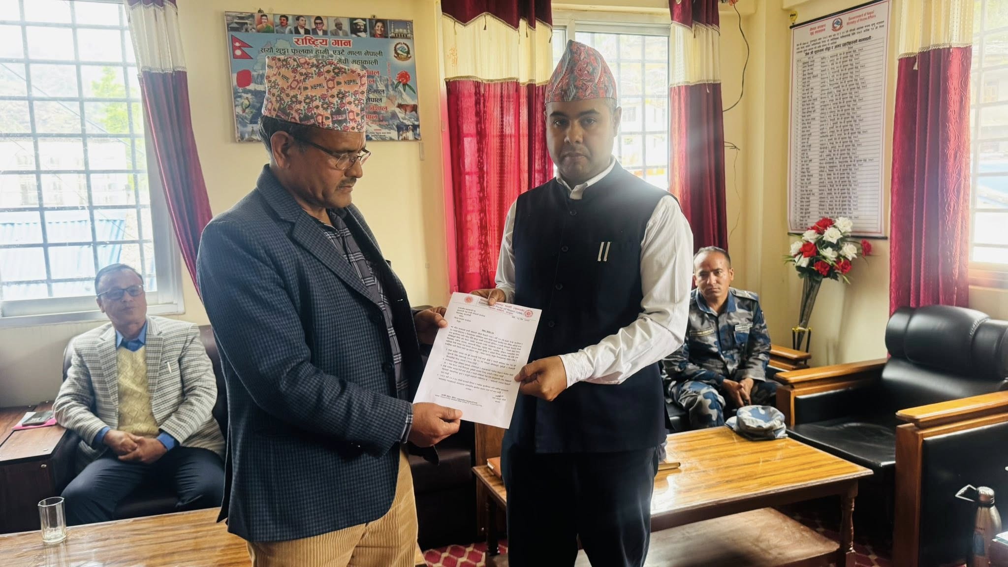 प्रतिसोधका विरुद्वमा एमाले बाजुराले बुझायो, विरोध पत्र