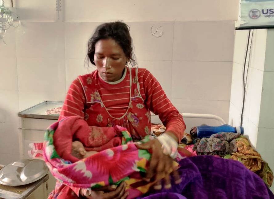 बाजुरा अस्पतालमा जटिल अवस्थाकी गर्भवतीको शल्यक्रियाबाट प्रसुति