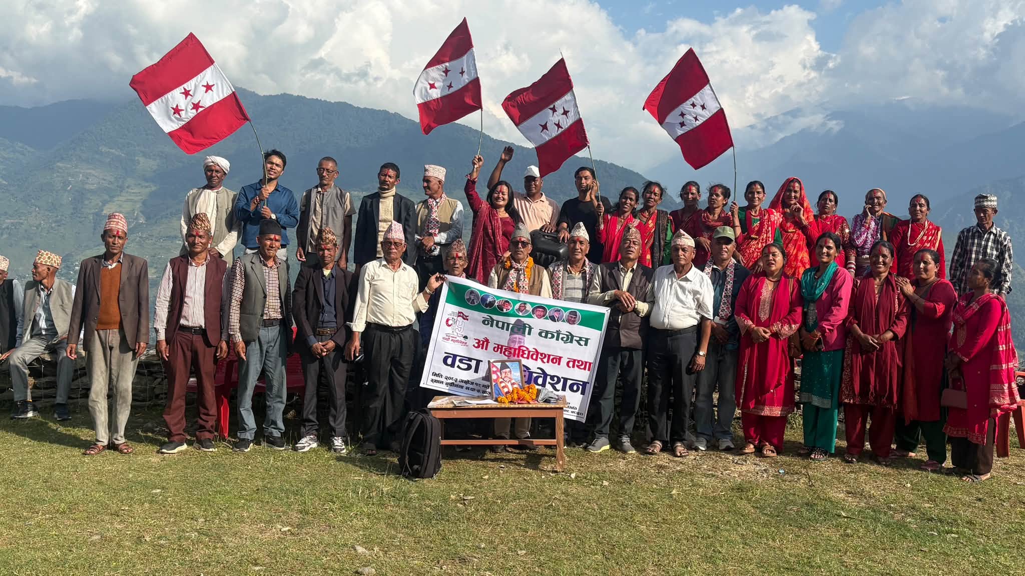 कांग्रेसको शक्ति संघर्ष बाजुरामा छताछुल्ल : देउवा समूहले १८ वडामा छान्यो नेतृत्व
