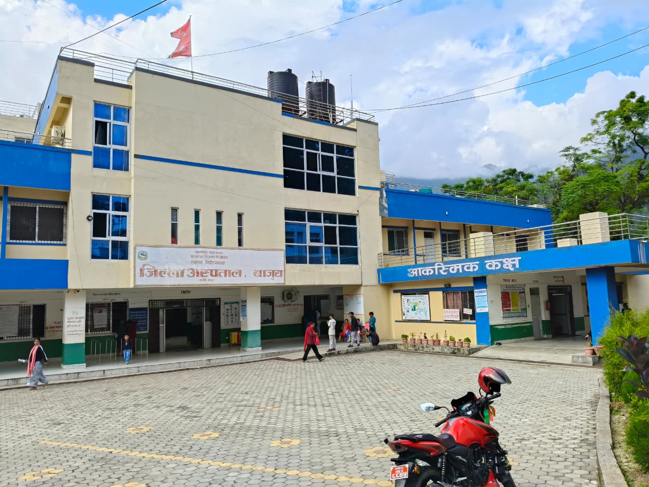 १५ शैयाको बाजुरा अस्पतालमा दैनिक १५० बढी बिरामी : दरबन्दी अनुसार जनशक्ति अभाव