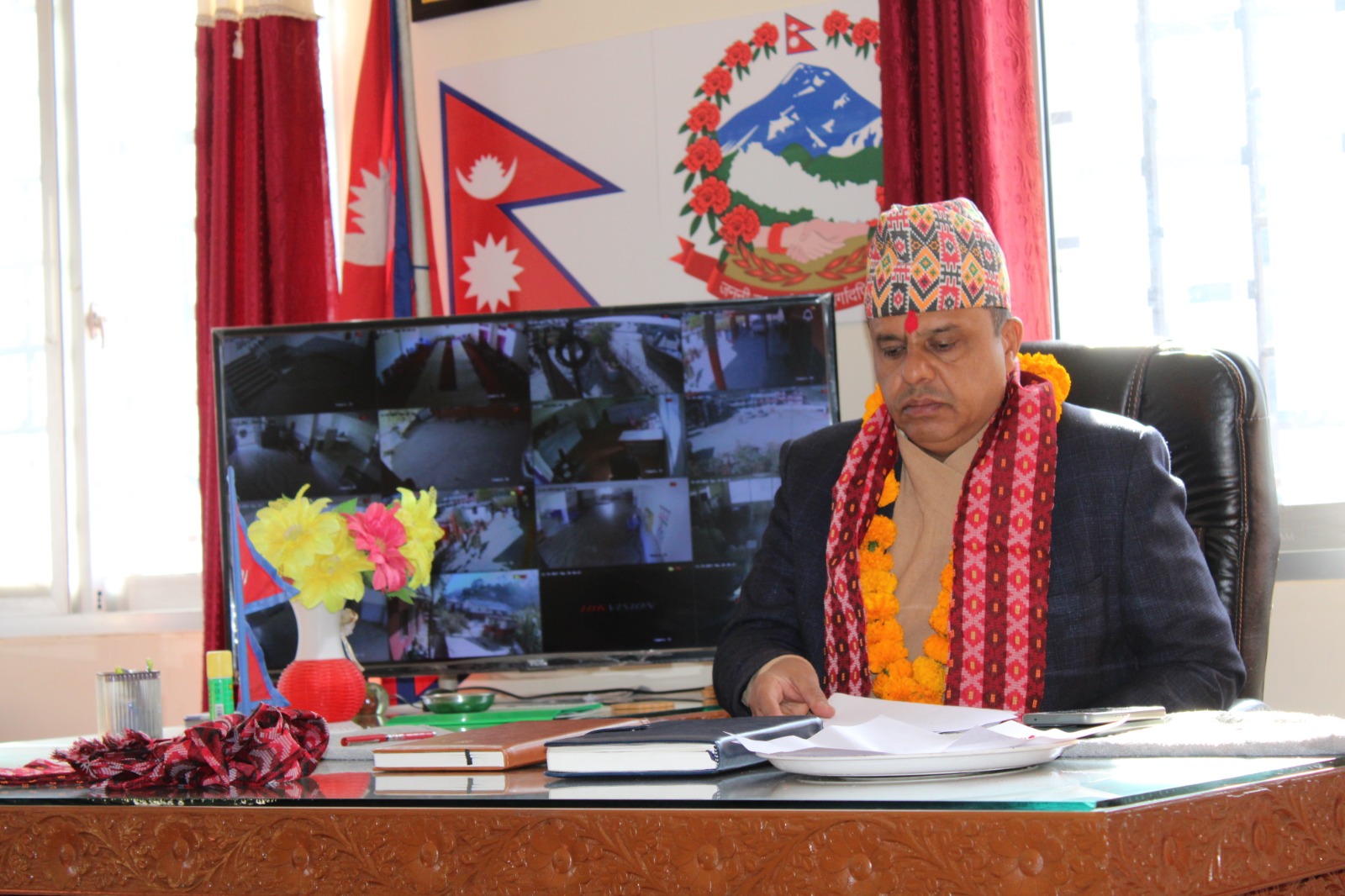 बाजुरामा नयाँ प्रजिअ : डोरेन्द्र निरौलाले सम्हाले कमाण्ड