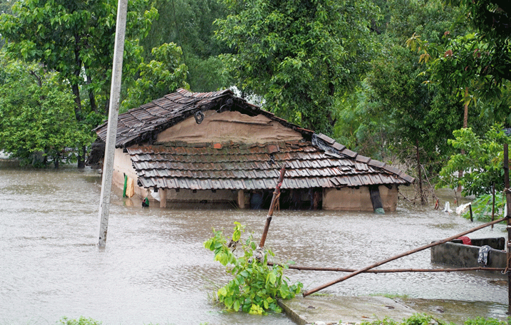 मनसुनको एक महिना : बाढी पहिरो र चट्याङबाट मानवीय क्षति धेरै