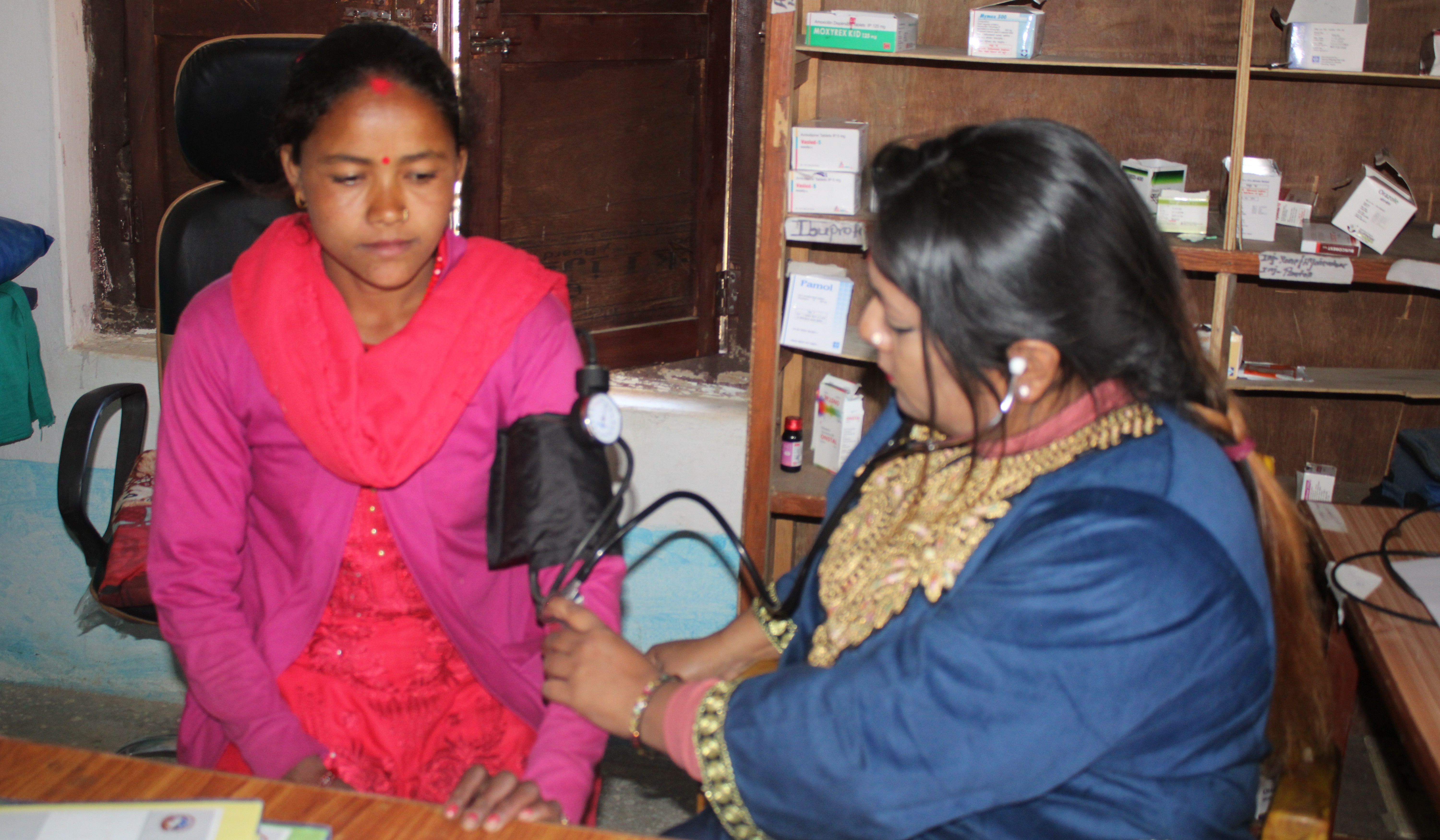 गौमुलमा एकीकृत प्रजनन् स्वास्थ्य शिविर : एक सय भन्दा बढी महिला लाभान्वित
