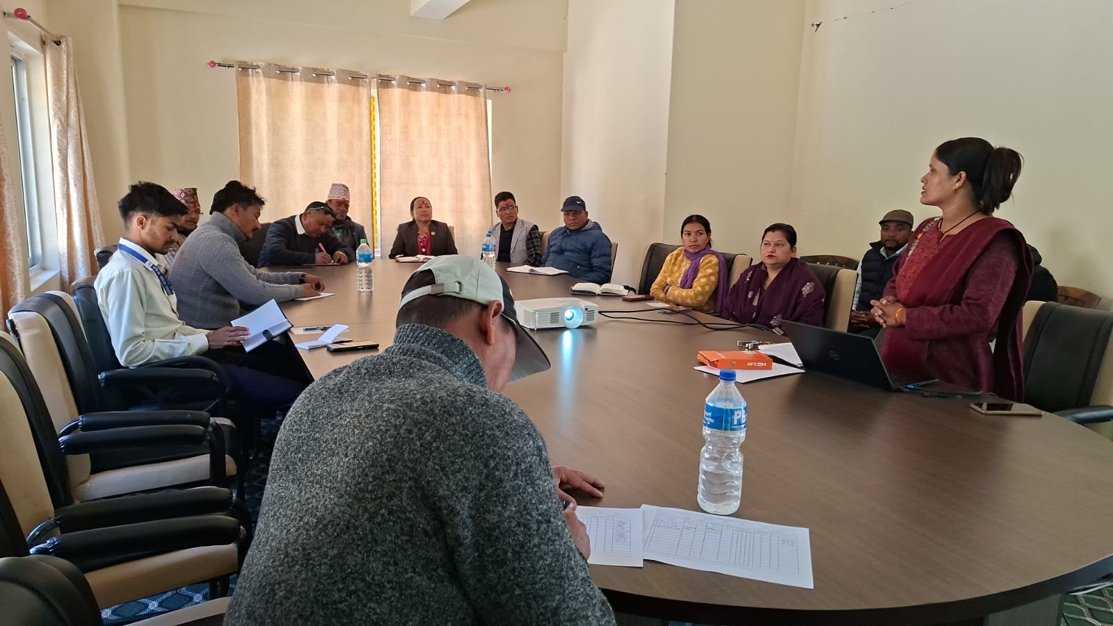 गौमुलमा स्वास्थ्य गुणस्तर सुधार समितिको समीक्षा