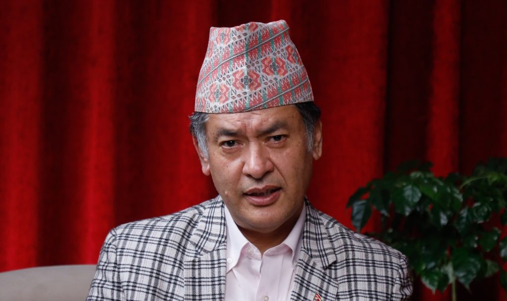 विद्युत् प्राधिकरणका कार्यकारी निर्देशकबाट हितेन्द्रदेव शाक्यलाई हटाइयो