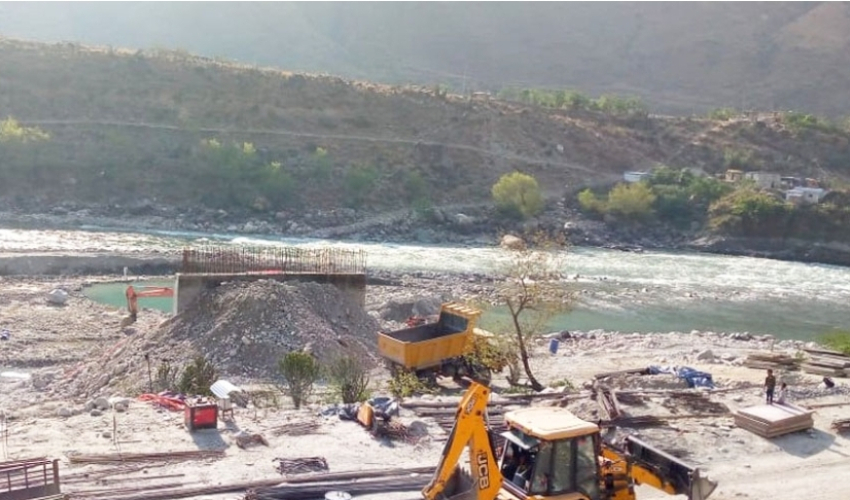 बाजुरा-मुगु जोड्ने झोगुला पक्की पुलको निर्माण कार्यमा ढिलाइ