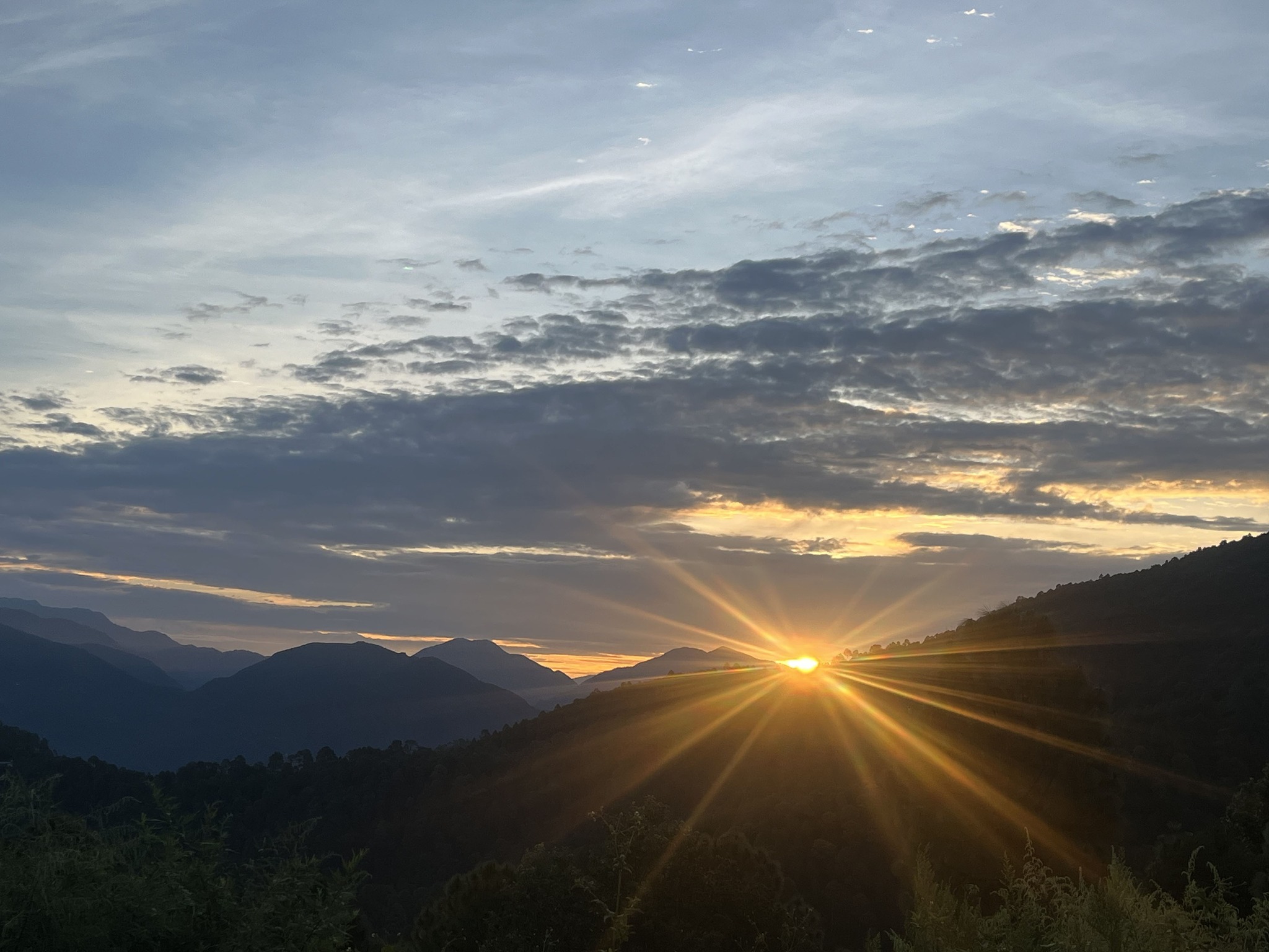 मनसुनी वायूको प्रभाव कमजोर, यी तीन प्रदेशमा मध्यम वर्षाको सम्भावना