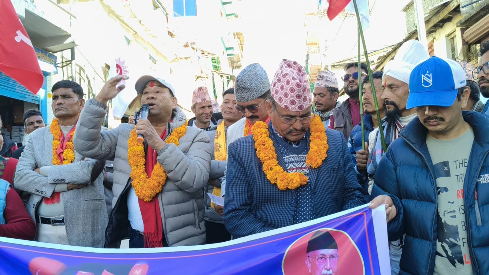 पार्टी बदल्दैमा व्यक्ति शुद्ध हुने वा नयाँ दल खोल्दैमा राजनीतिक संस्कार बदलिने सोच गलत हो : स्थायी कमिटी सदस्य थापा