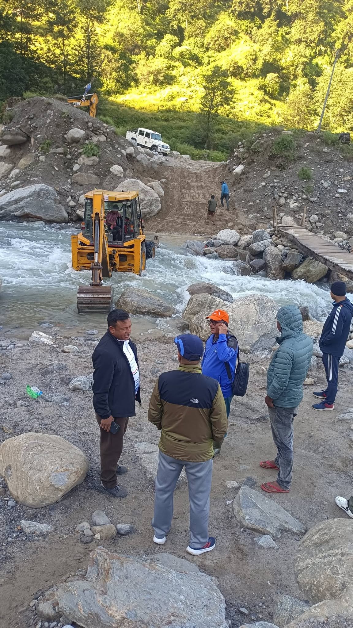 मार्तडी-कोल्टी सडक नियमित सञ्चालन हुँदै, अवरुद्ध सडक मर्मतमा तीव्रता