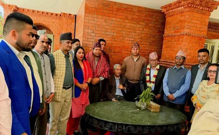 टिकट नपाएपछि एमाले प्रवेश गरेका राम बहादुर बोहरा काँग्रेसमै फर्किए