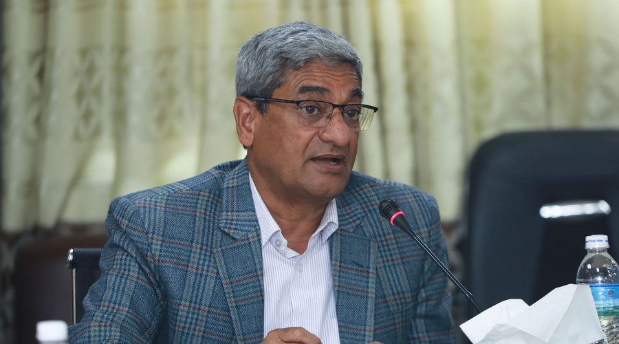 रास्वपाले गृहमन्त्री लेखकको  माग्यो राजीनामा