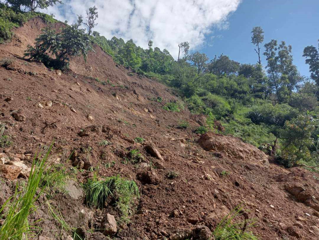 सिमधारा लघु जलविद्युतको नहर माथिबाट पुनः पहिरो, विद्युत सेवा अवरुद्ध