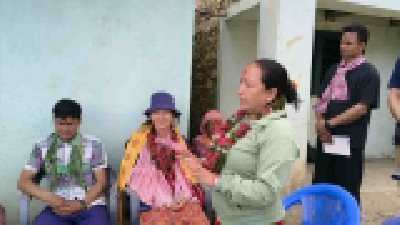 नागरिकलाई स्वच्छ खानेपानीको पहुँच सुनिश्चित गरी स्वस्थ जीवनयापन गराउने सरकारको योजना रहेको छ : उपाध्यक्ष थापा