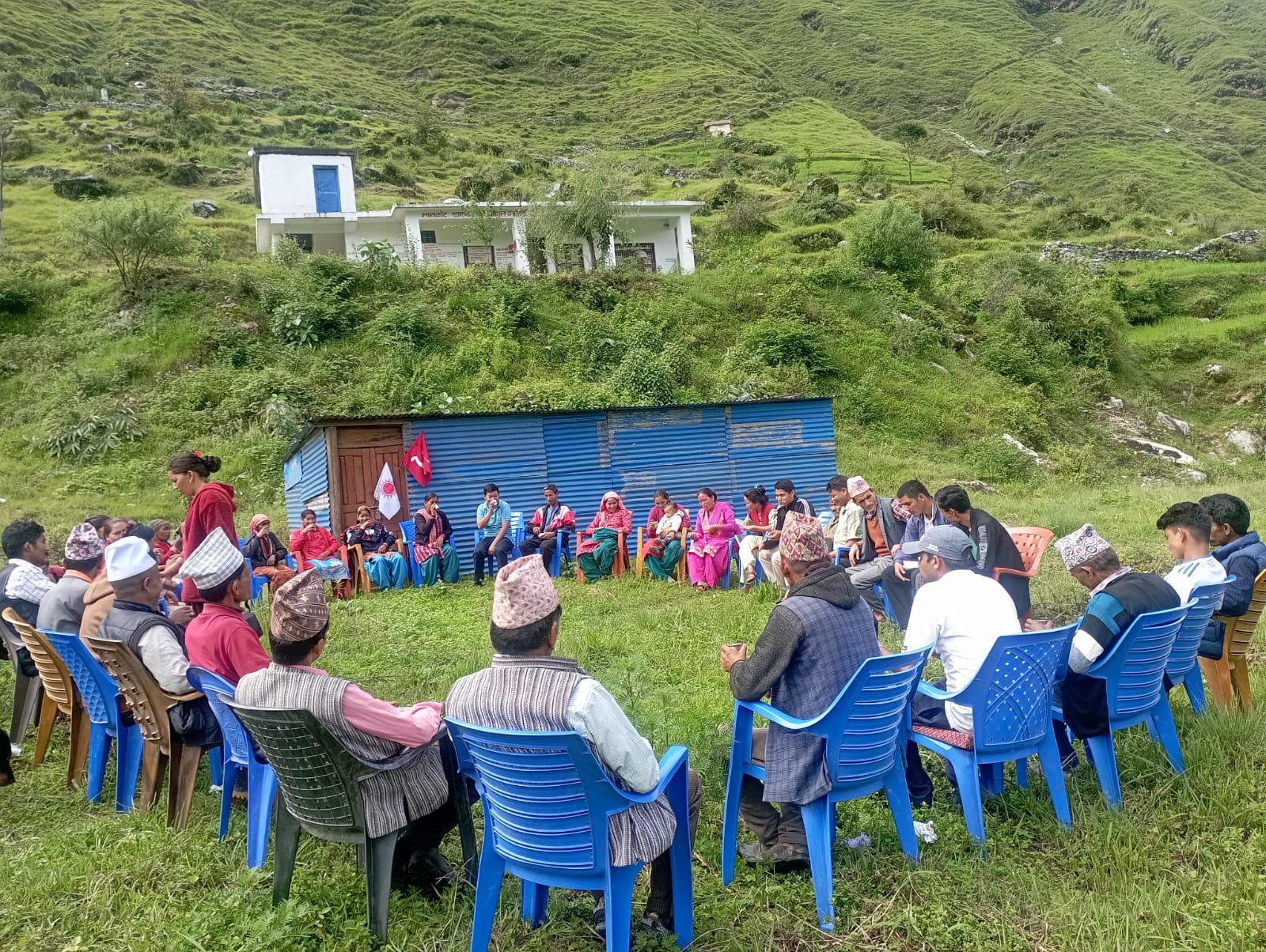 एमाले गौमुल-४ को बैठकमा केन्द्र र जिल्लाको अपानी र विधान संशोधन प्रस्ताव सर्वसम्मत