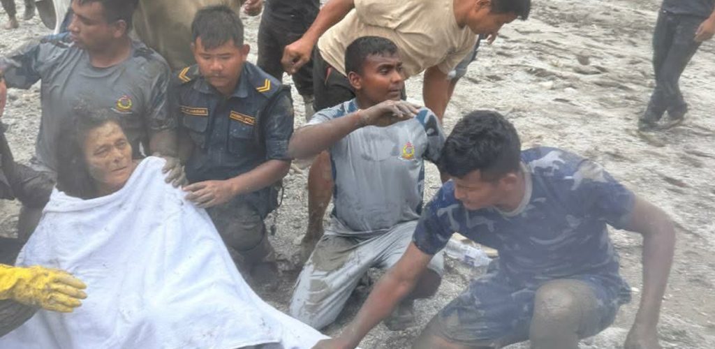 बाढीको ११ दिनपछि बेत्रावतीबाट एक महिलाको उद्धार