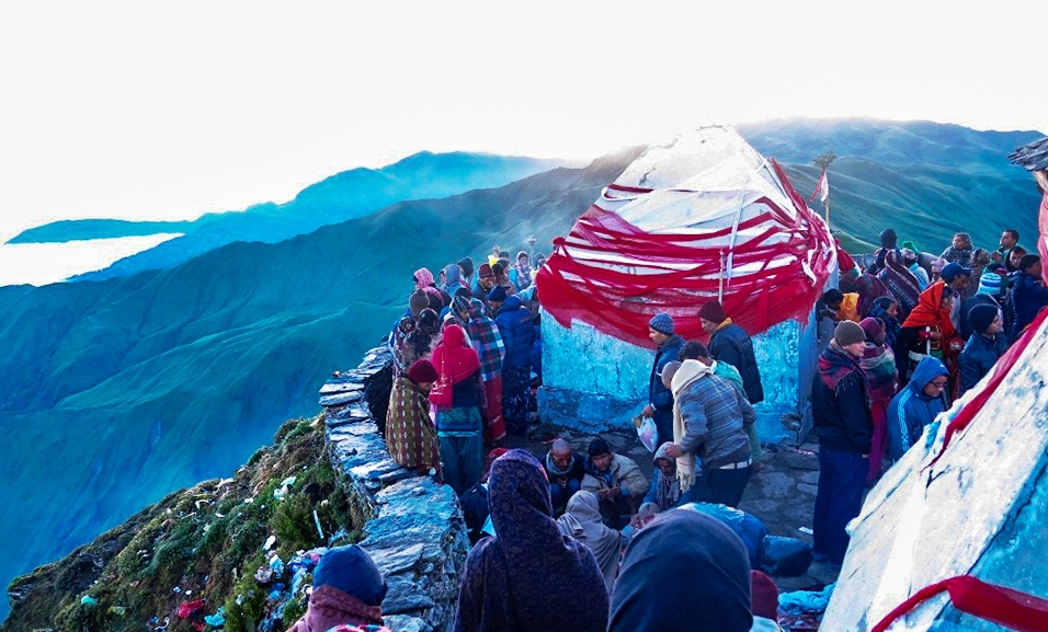 धार्मिक आस्थाकाे शक्ति केन्द्र बडीमालिकामा पूजा