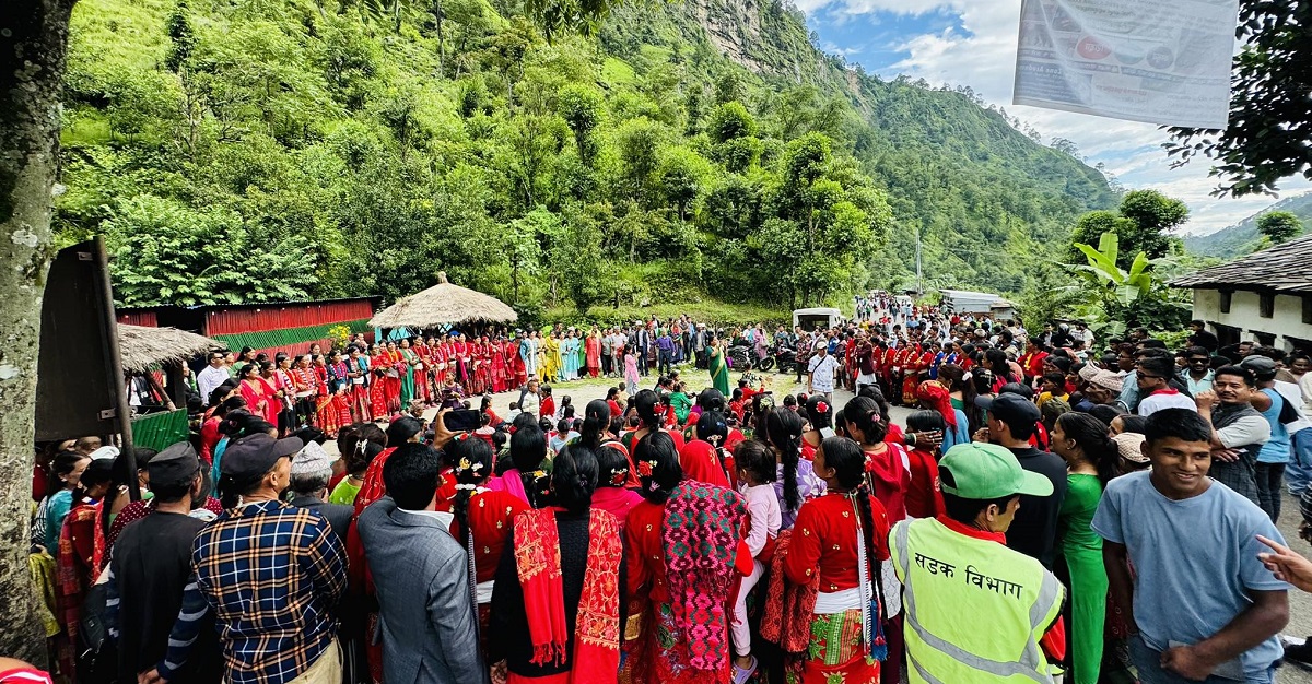 साँस्कृतिक र पर्यटनको संगम बन्दै ‘वीरेखोला झरना’