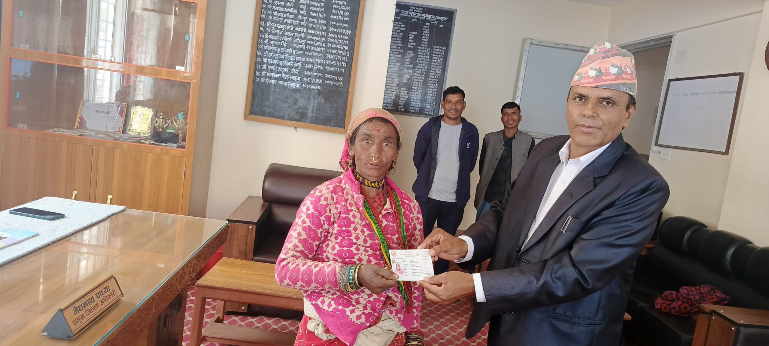 वादीले पाइन ५५ वर्षको उमेरमा नागरिकता