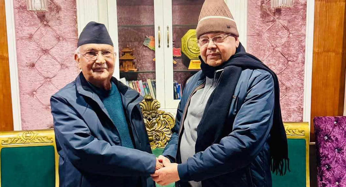 माओवादीसँगको एकताप्रति असन्तुष्ट एकीकृत समाजवादीका सम्मानित नेता खनाल र एमाले अध्यक्ष ओलीबिच भेटवार्ता